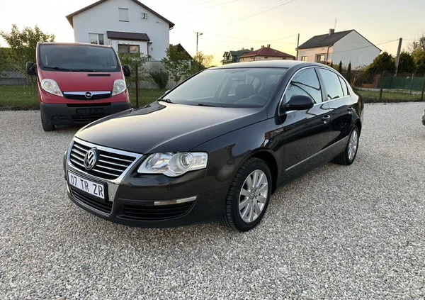 volkswagen passat Volkswagen Passat cena 17700 przebieg: 280000, rok produkcji 2007 z Dąbrowa Tarnowska